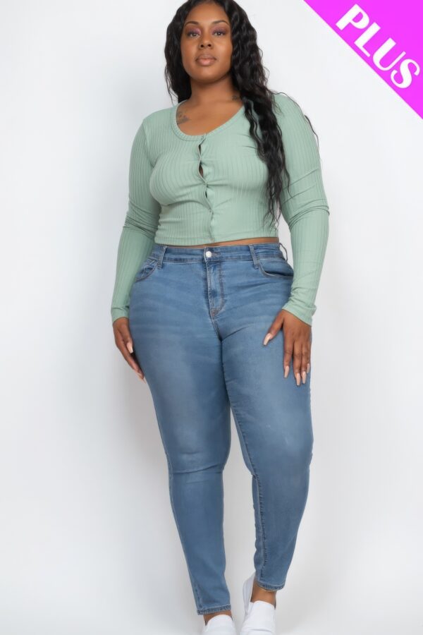 Plus-Size Button-Up Cropped Top – 8×4 Ribbed Knit, Green Bay
