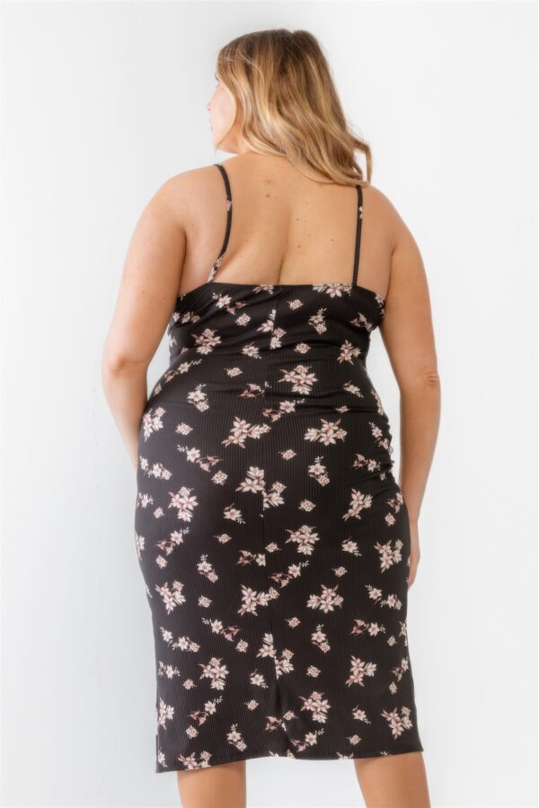 Plus Floral Ribbed Ruched Midi Dress – Black