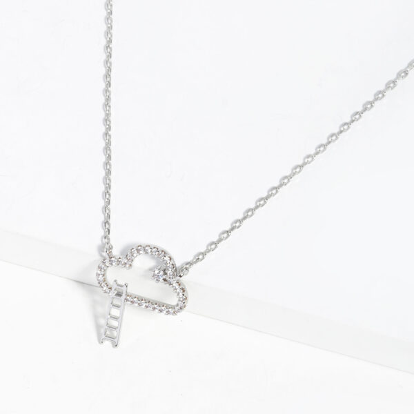 Cloud Pendant Necklace – Gold- or Rhodium-Dipped