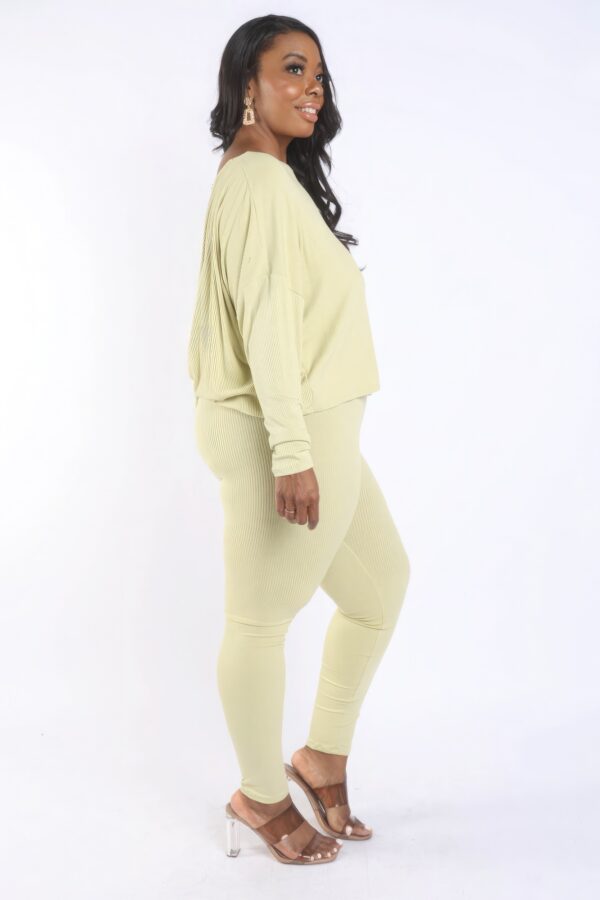 Back Strap Point Set – Open-Back Plus-Size Set in Lime