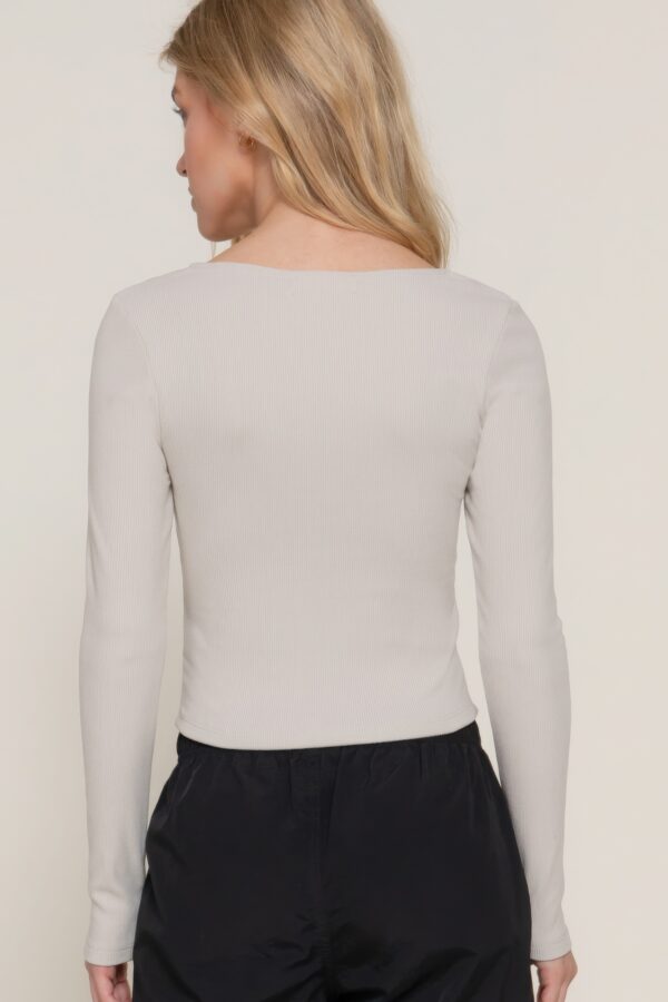 Long Sleeve Sweetheart Seam Knit Top – Silver