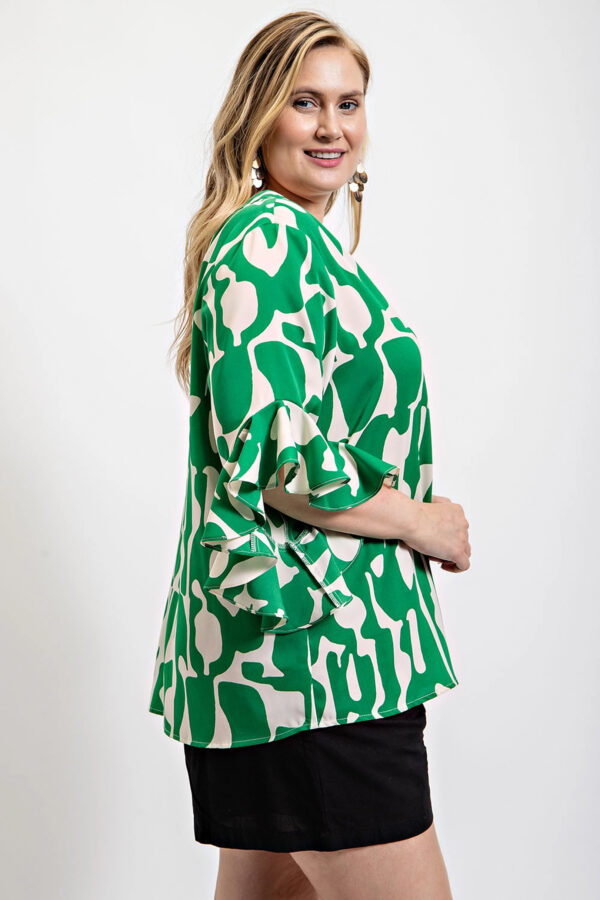 Geometric Print Ruffled Bell Sleeve Top – Plus Size Green