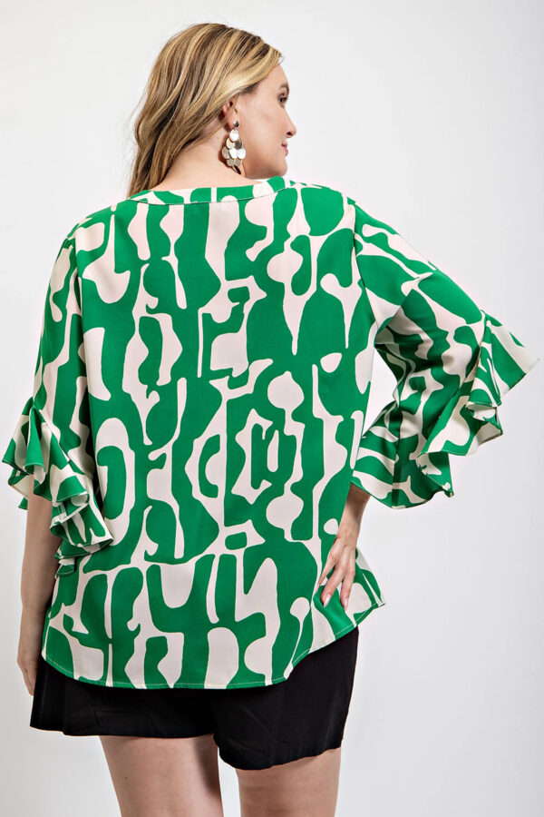 Geometric Print Ruffled Bell Sleeve Top – Plus Size Green