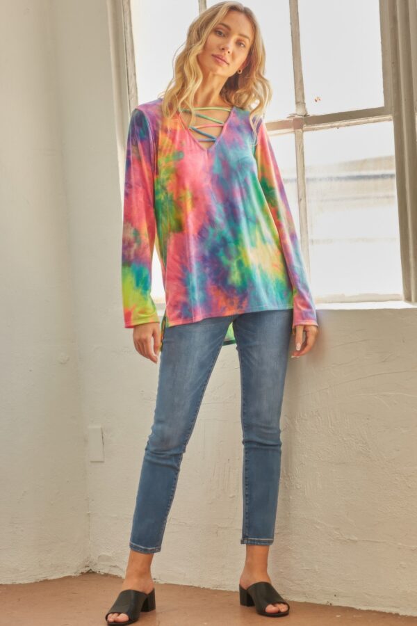 Tie-Dye Cage Hi-Low Top – V Cage Neckline