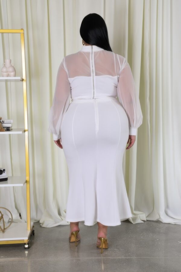 Plus-Size Stretch Skirt Set with Mesh Accents – White