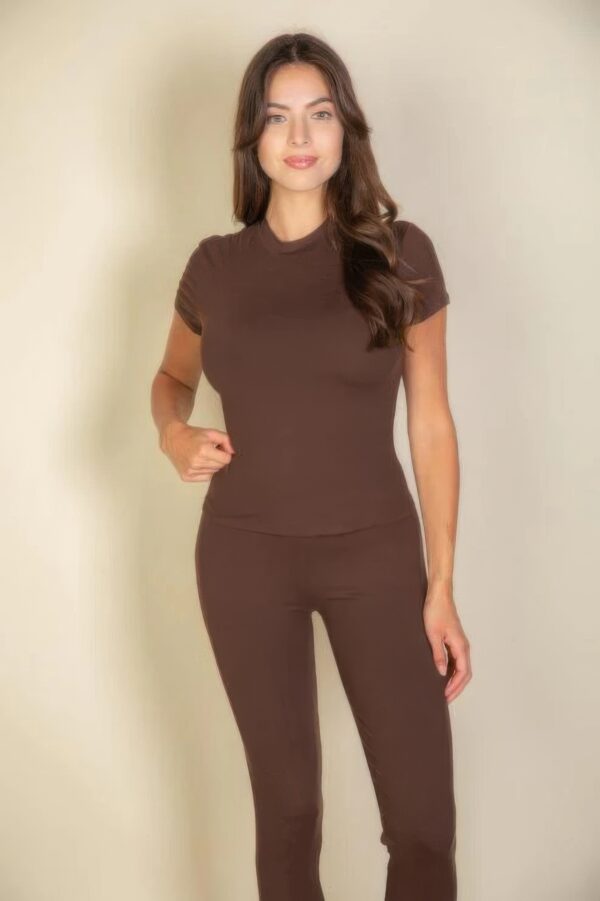 Fitted Short Sleeve Round-Neck T-Shirt – Coffee