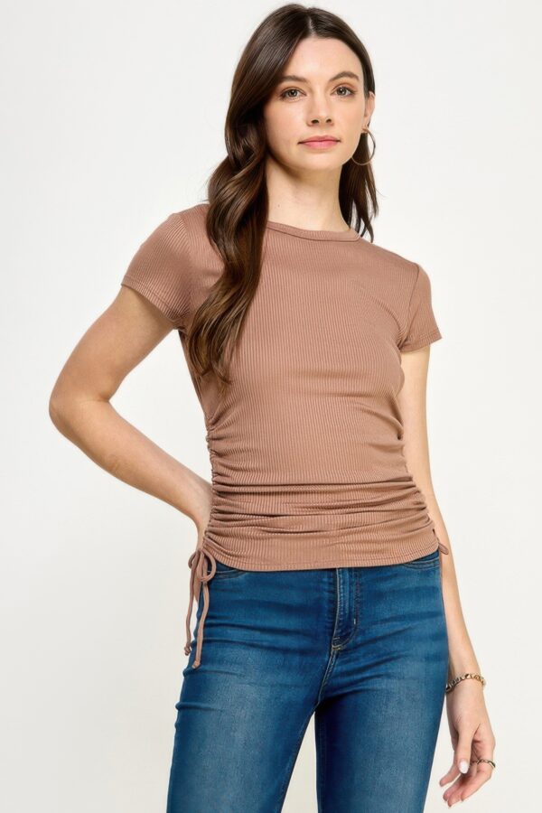 Side-Ruched Ribbed Top – Light Chocolate