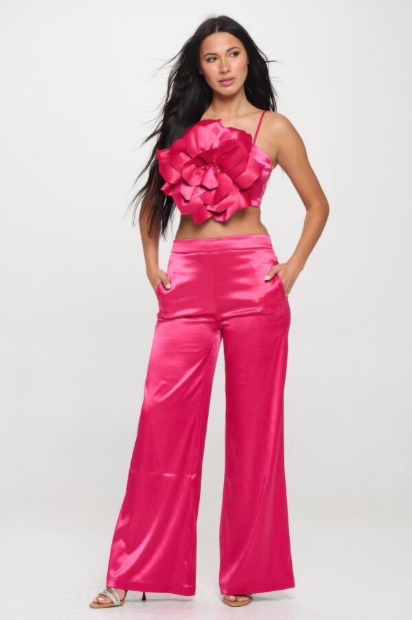 Crop Top & Pant Set – Flower Front in Magenta