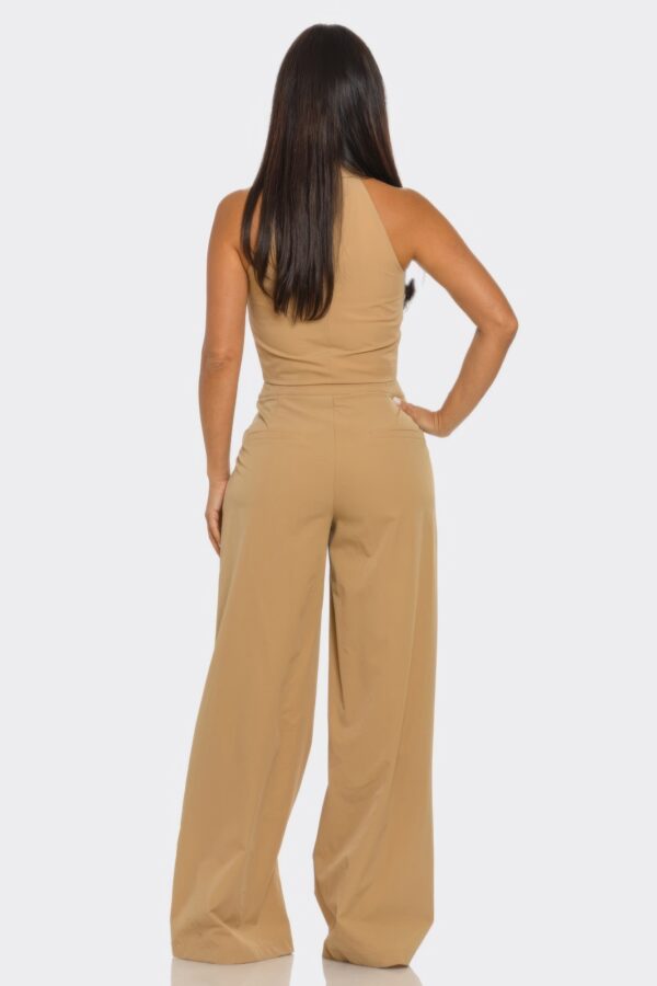 Two-Piece Colorblock Top & Straight-Leg Pants