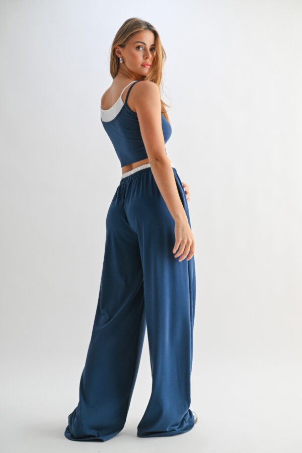 Drawstring Lounge Set – Crop Top & Relaxed Pants