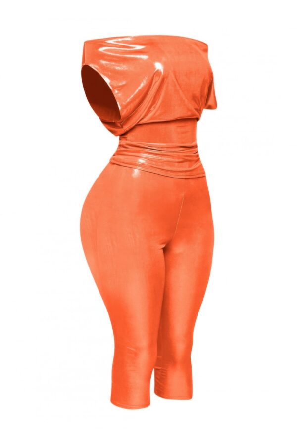 Loose-Fit Shimmer Top & Capri Set – Asymmetrical Sleeveless