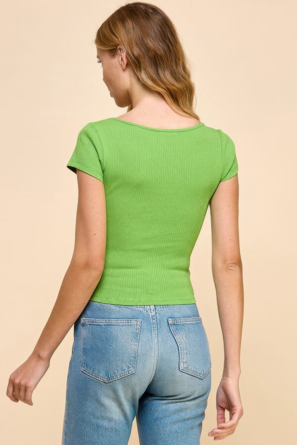 Scoop Neck Rib Tee with Mini Notch – Seamless Silhouette
