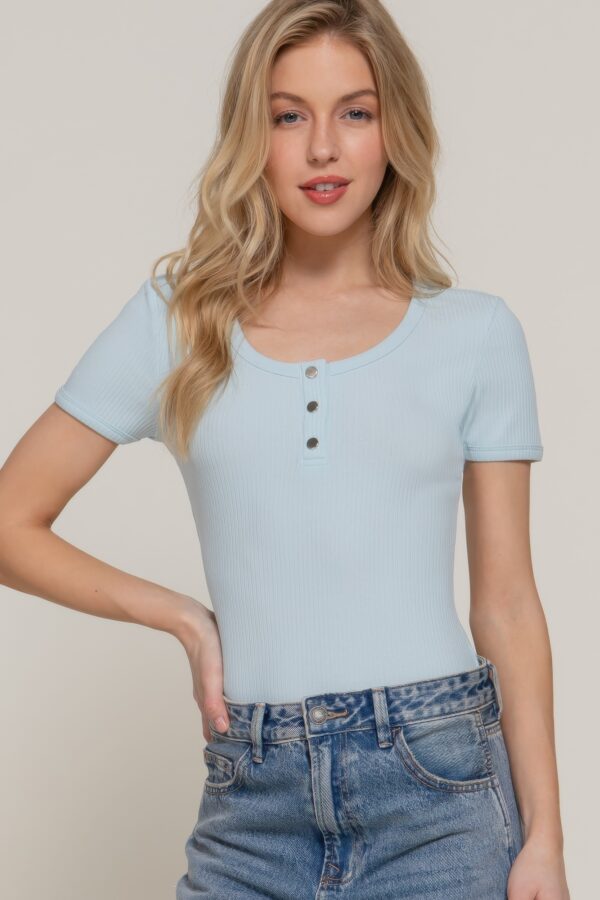 Ribbed Short-Sleeve Snap Bodysuit – Scoop Neck
