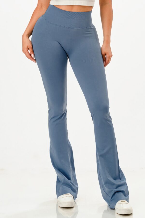Seamless Bell-Bottom Flare Workout Pants – High Waist