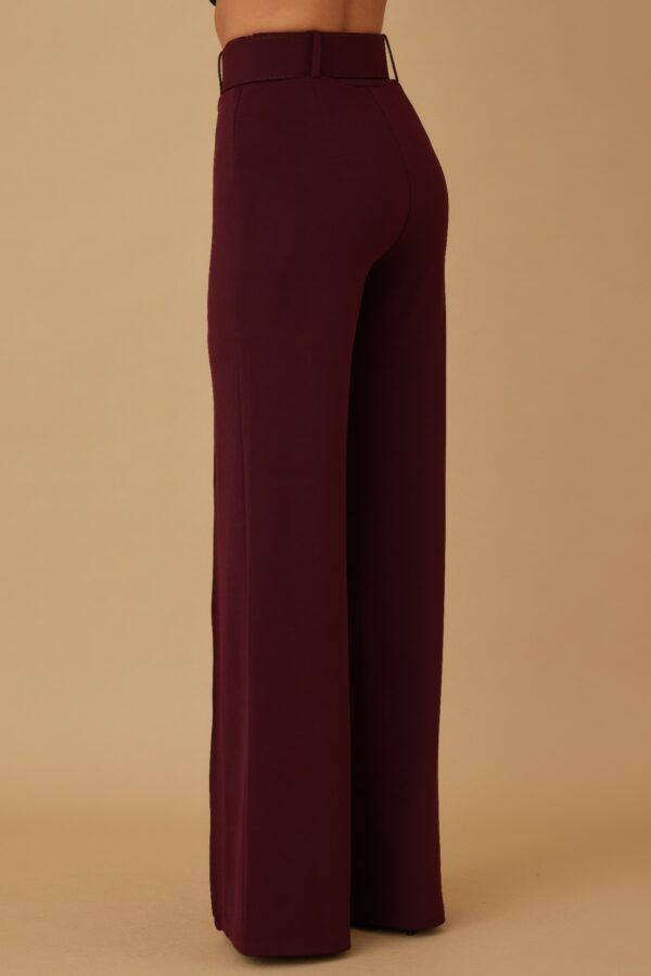 High-Waist Pants with Buckle Belt – Flared Leg