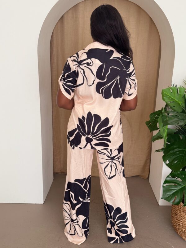 Noir Bloom Silky Pants Set – Blush & Black Floral