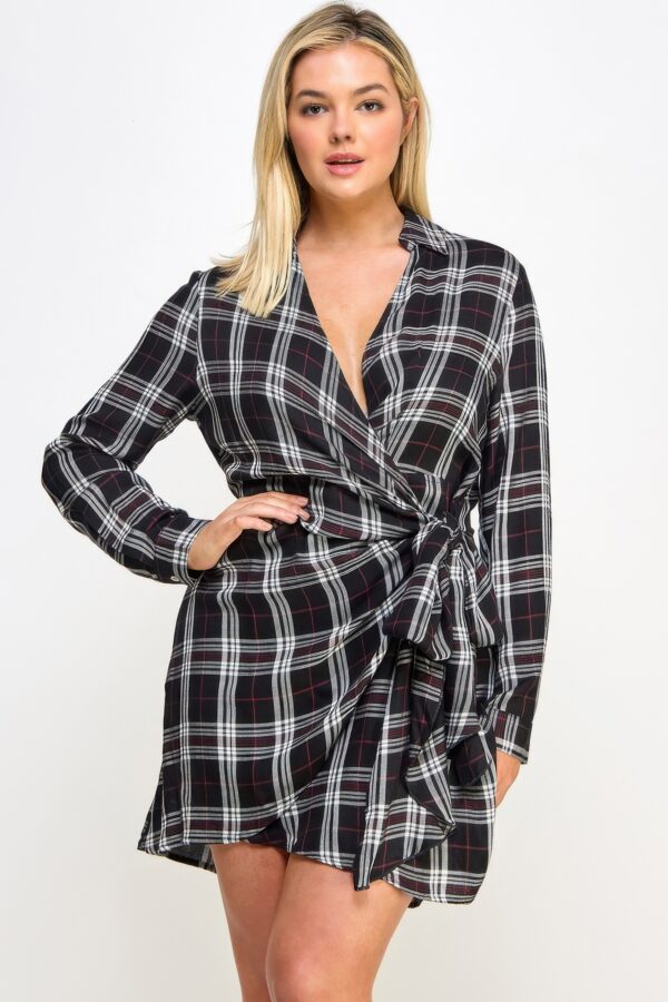 Plus Size Plaid Side-Tie Dress with Tulip Hem