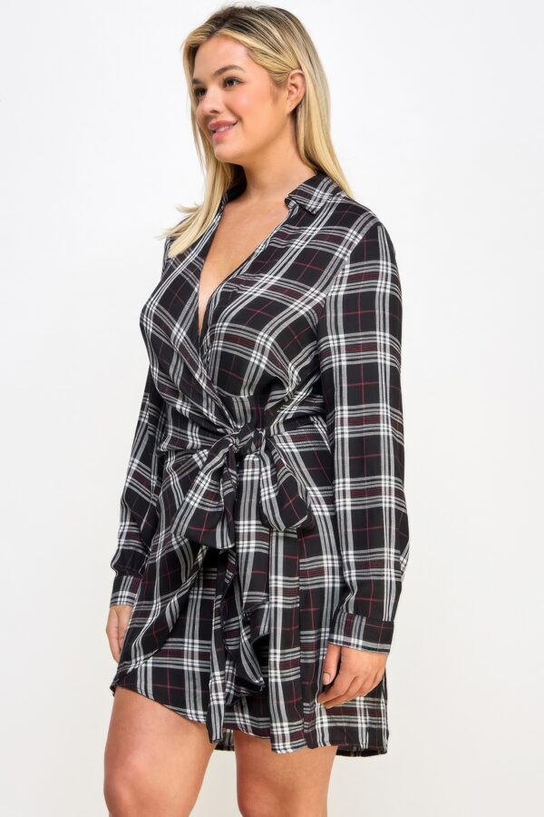 Plus Size Plaid Side-Tie Dress with Tulip Hem