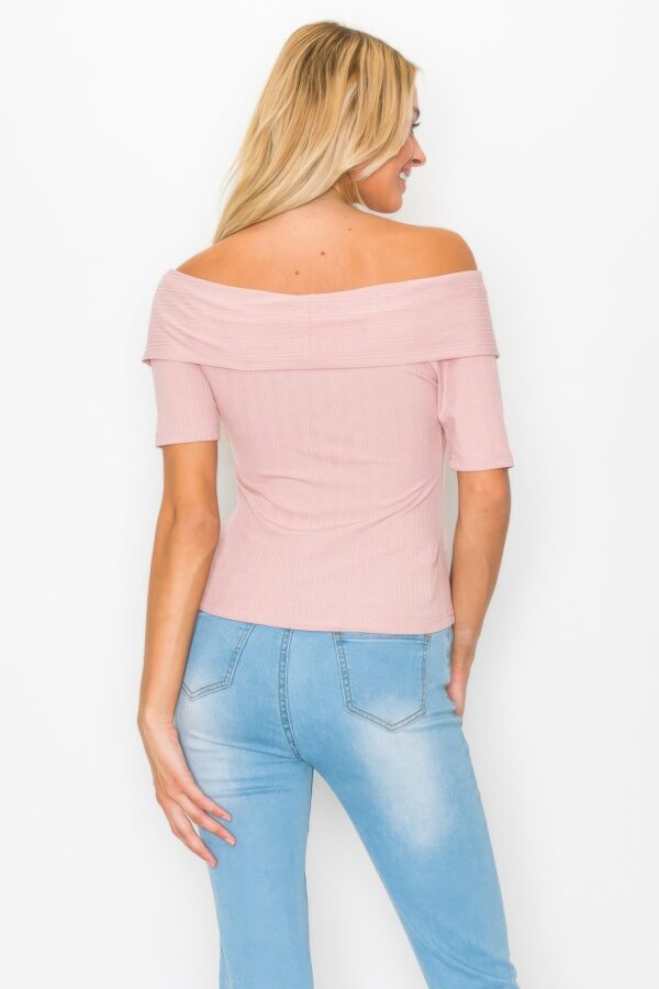 Off-Shoulder Crisscross Ribbed Top – Fitted Cotton Blend