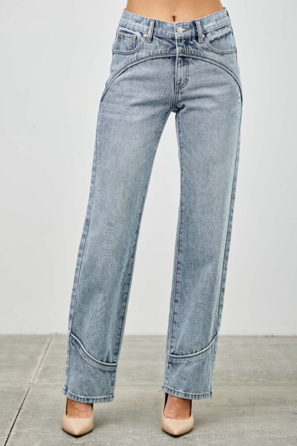 Mid-Rise Straight Jeans with Piping Detail