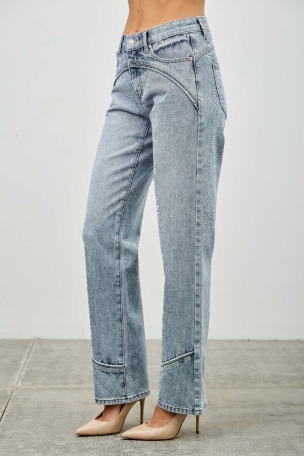 Mid-Rise Straight Jeans with Piping Detail
