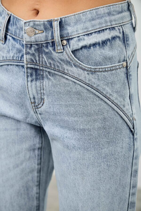 Mid-Rise Straight Jeans with Piping Detail