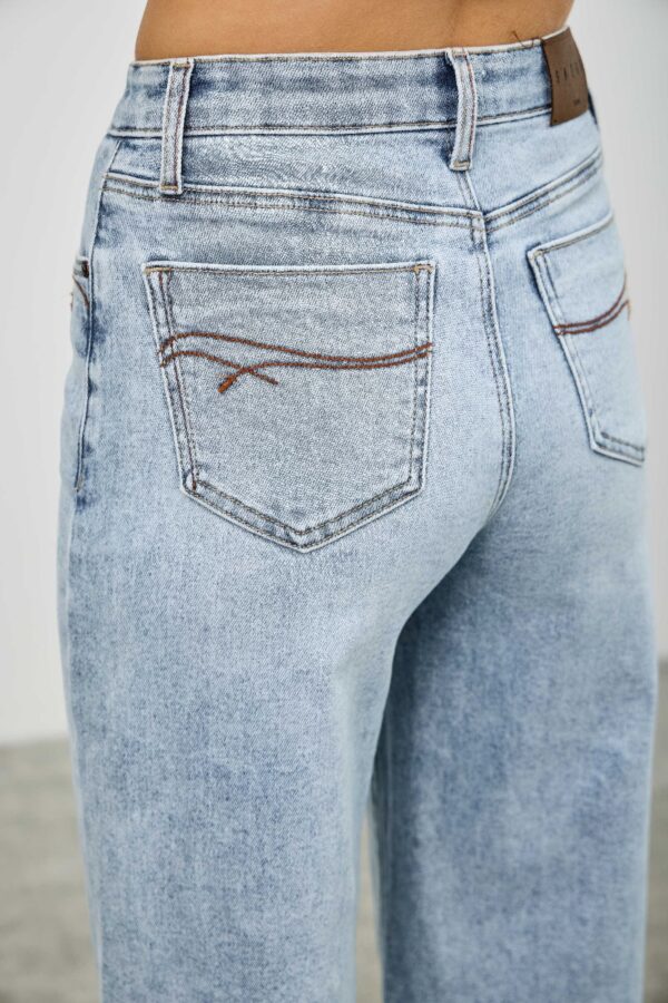 High-Rise Wide-Leg Stretch Jeans