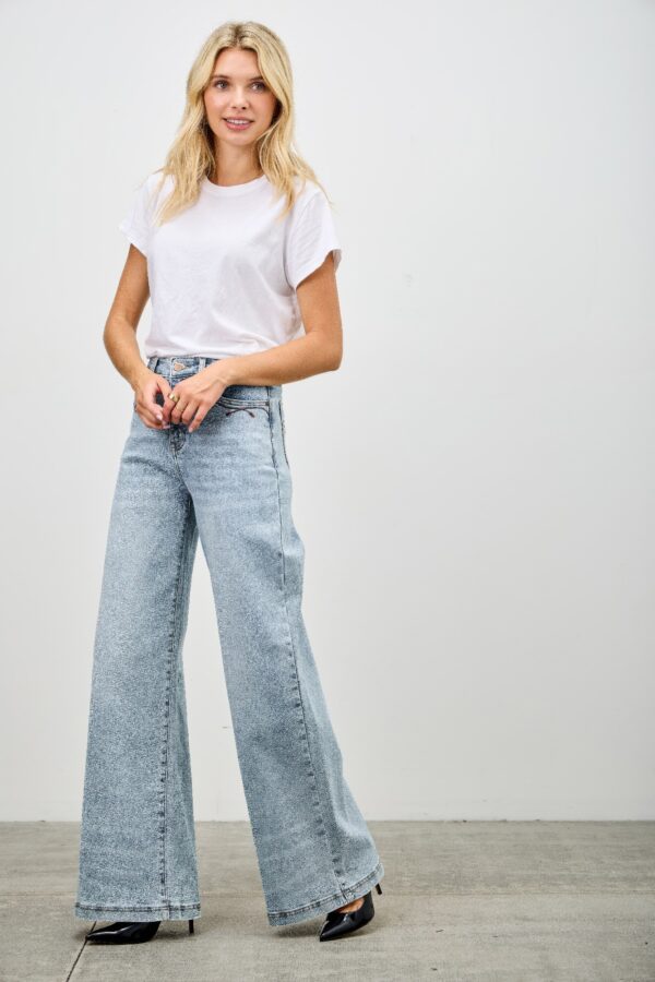 High-Rise Wide-Leg Stretch Jeans