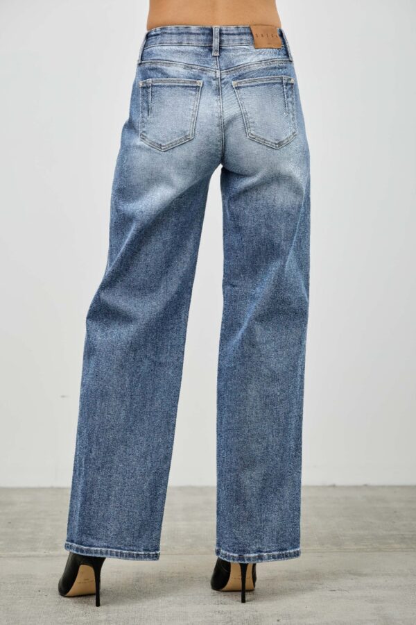 Mid-Rise Straight Jeans with Pintuck