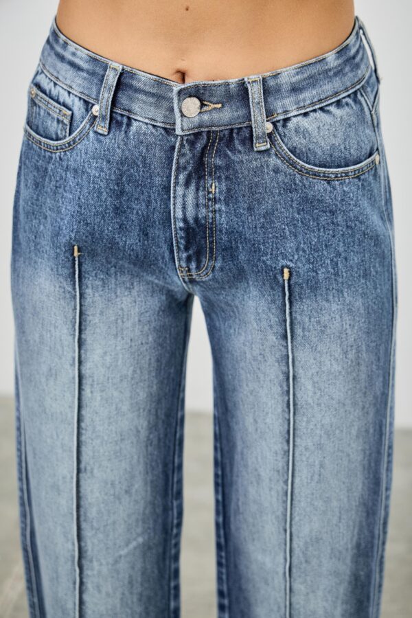 Mid-Rise Straight Jeans with Pintuck