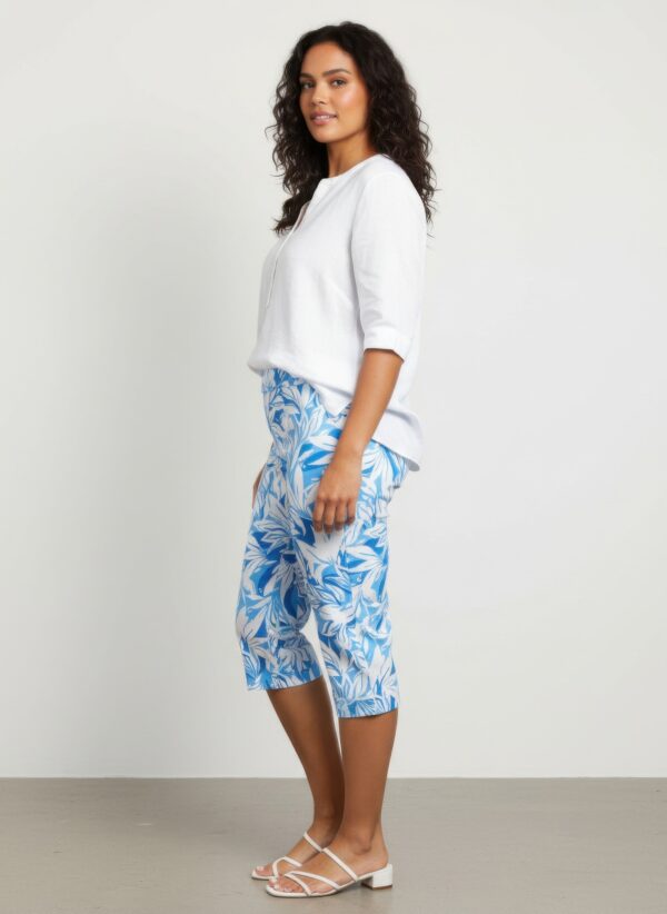 Printed Pedal Pushers – Pull-On Crop with Welt Pockets