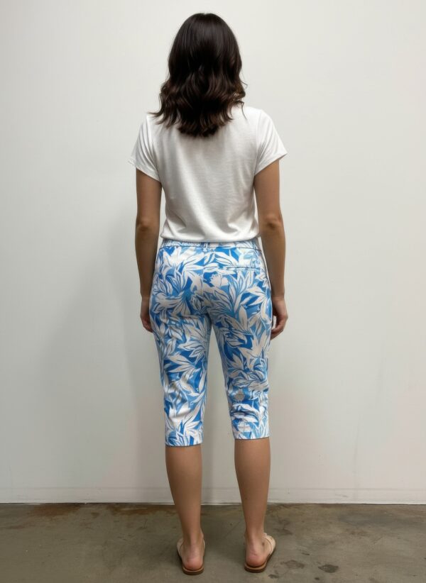 Printed Pedal Pushers – Pull-On Crop with Welt Pockets