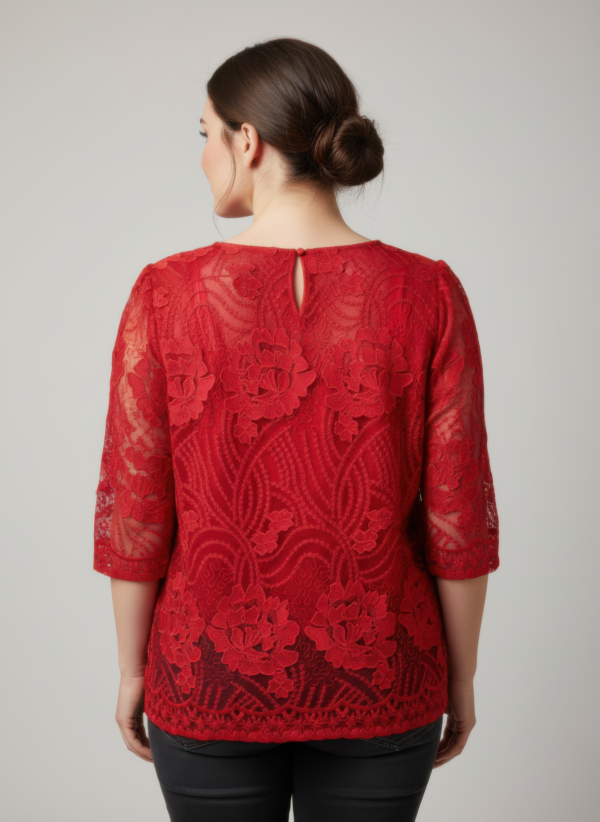 Plus Size Floral Lace Overlay Blouse with Scalloped Hem