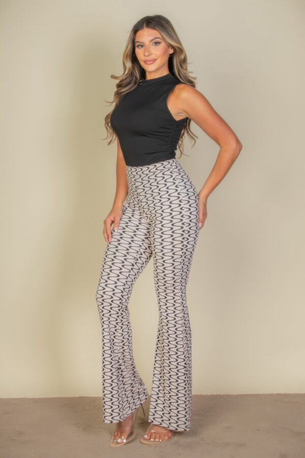 Ribbed Knit Sleeveless Top with Ruched Side