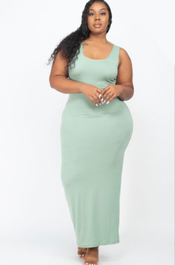 Plus Size Maxi Dress – High-Stretch Jersey