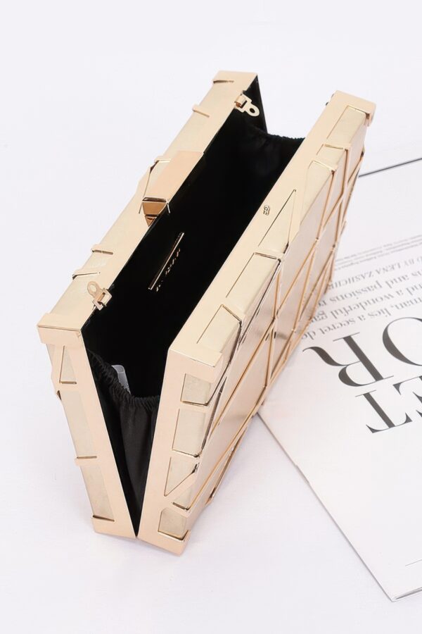 Metal Case Metallic Clutch with Chain Strap – Gold/Silver