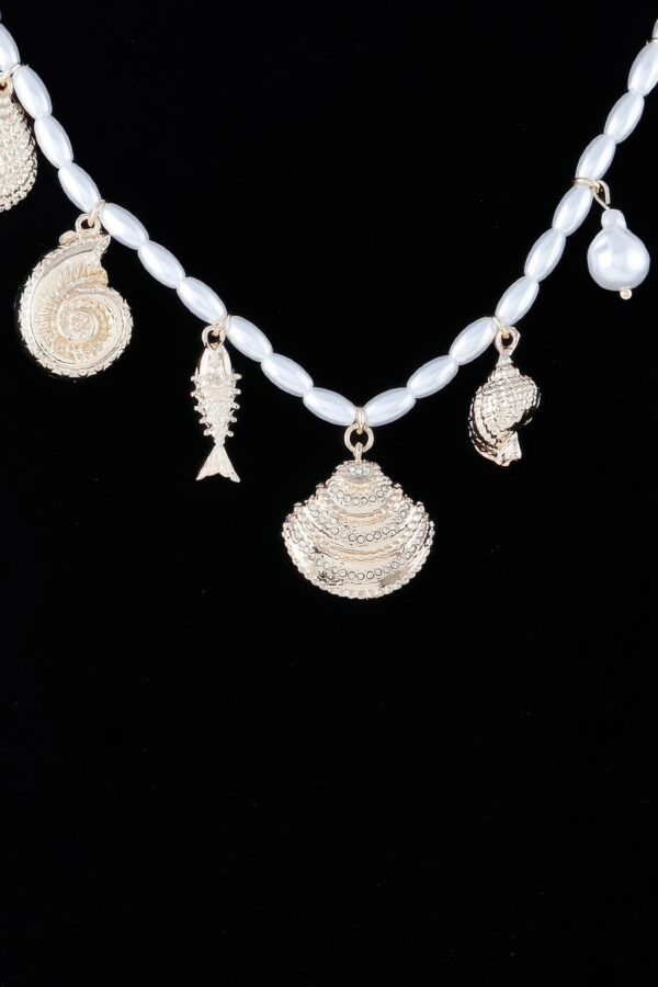 Under-the-Sea Pearl Charm Necklace – Gold Cream