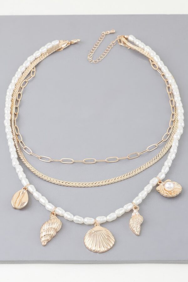 Multi Seashell Charm Necklace – Gold & Pearl