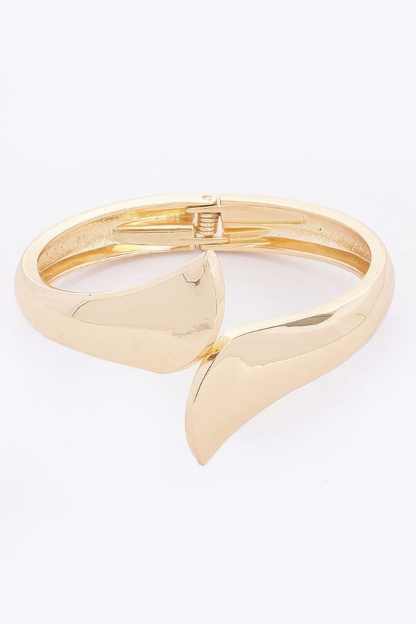 Gold-Plated Spring-Hinge Bangle – Minimalist Metal Bracelet