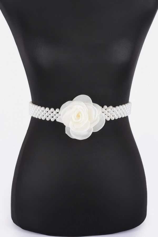 Flower Stretch Pearl Belt – Floral Pearl Accent