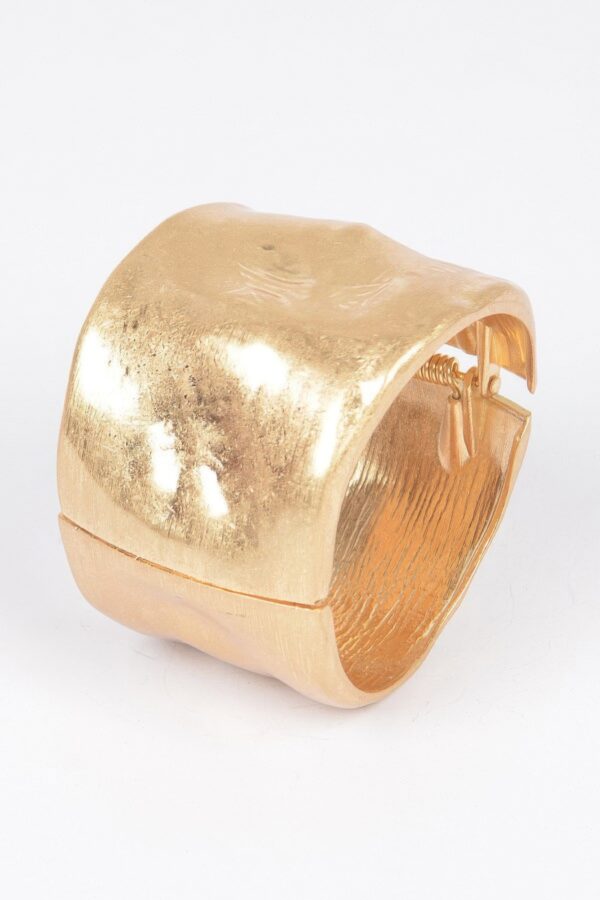 Cast Metal Spring Hinge Cuff – High-Polish Gold