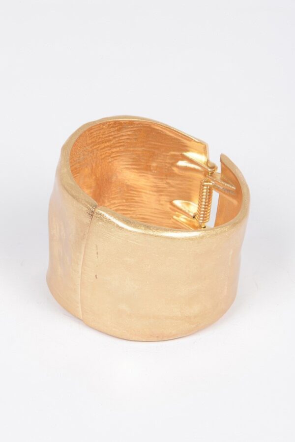 Cast Metal Spring Hinge Cuff – High-Polish Gold