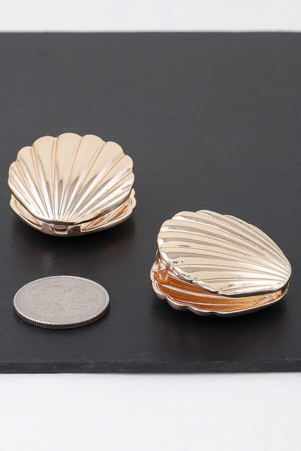 Modern Clam Shell Post Earrings – Gold & Silver