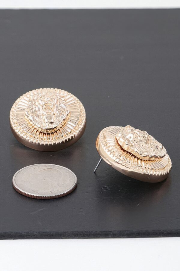 Grand Lion Emblem Earrings – Polished Metal Studs
