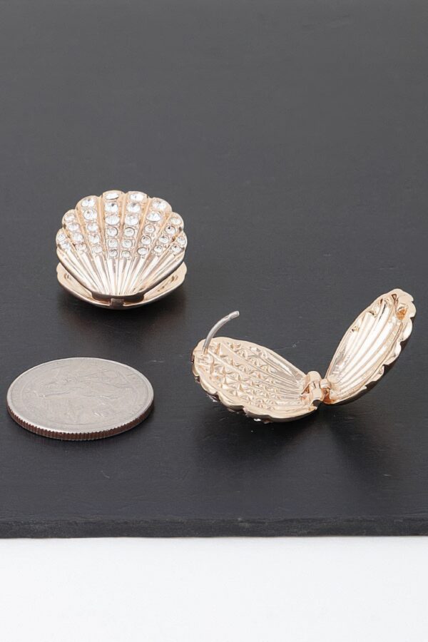 Jeweled Clam Shell Stud Earrings – Gold with Clear Jewels