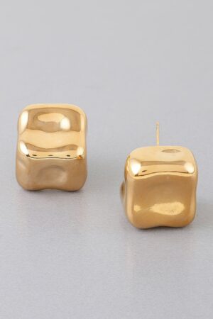 Cube Stud Earrings – Polished Gold