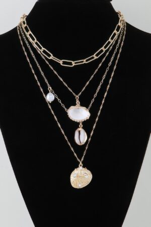 Under the Sea Charm Chain Necklace – Seashells, Gold Cream