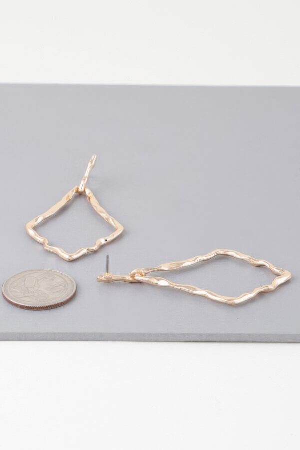 Shiny Hammered Kite Drop Earrings – Gold, Silver, White Gold