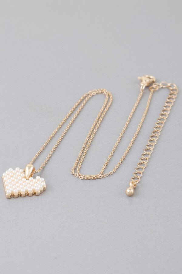 Block Pearl Heart Necklace – Gold Cream Pendant