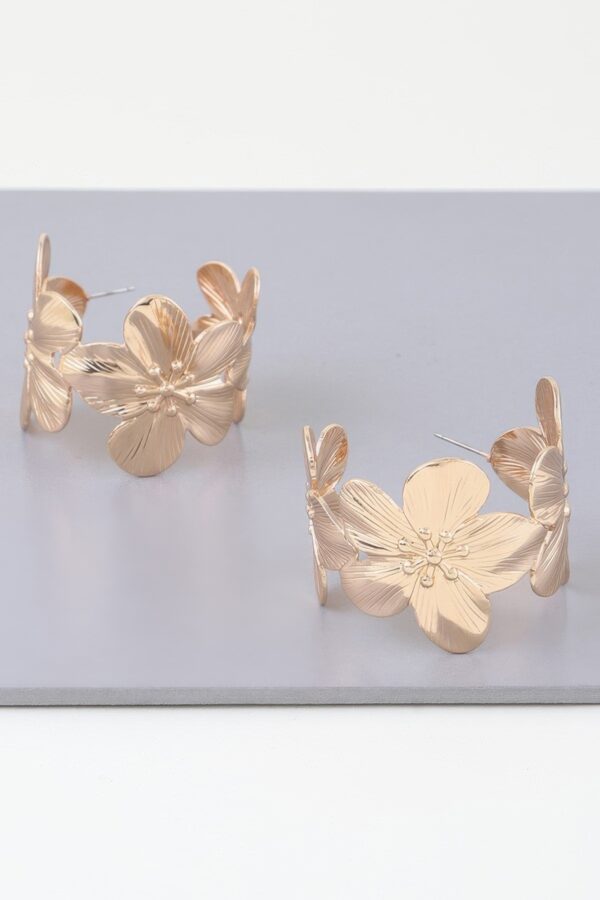 Gold Floral Hoop Earrings – Delicate Petal Accents